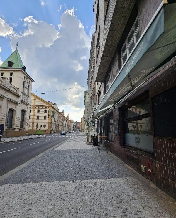 Cozy Homestay At Andel Praha Eksteriør bilde