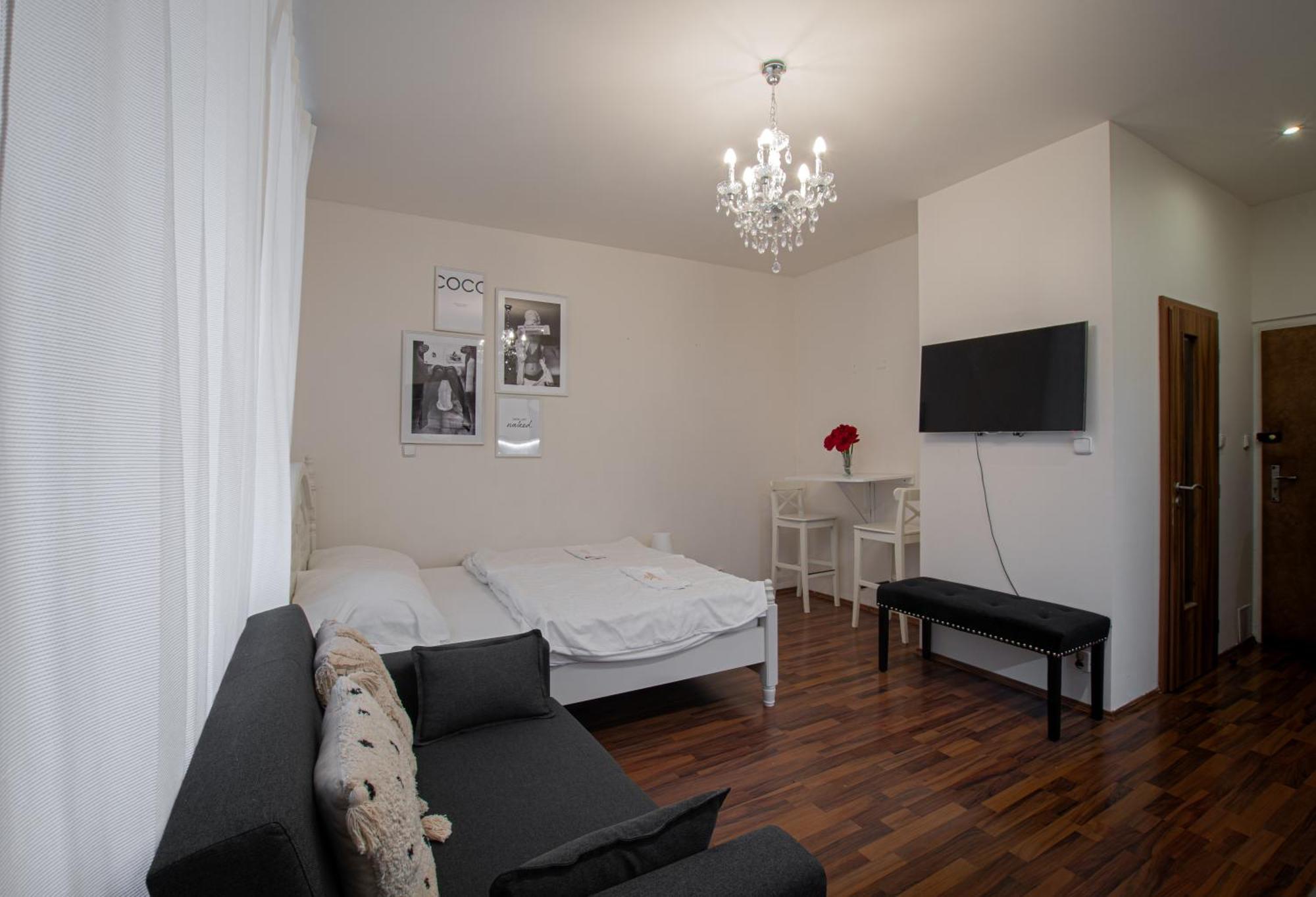 Cozy Homestay At Andel Praha Eksteriør bilde